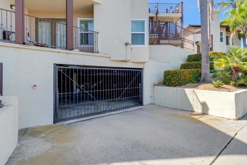 https://cdn.realtyfeed.com/cdn/127/306696100/9321b3922f873dc3f960a8cb681eb14c.webp