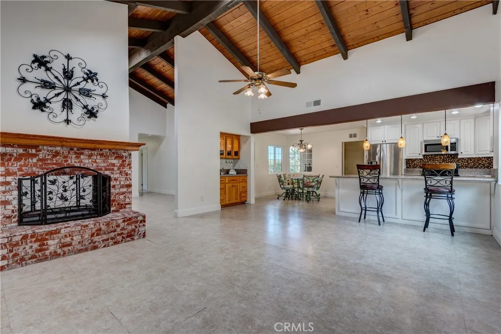 https://cdn.realtyfeed.com/cdn/127/306696106/02d2e00386b93b79a977865acac7c633.webp