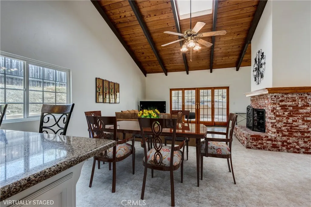 https://cdn.realtyfeed.com/cdn/127/306696106/79b2e224c8a659157223d1a138a92fa4.webp