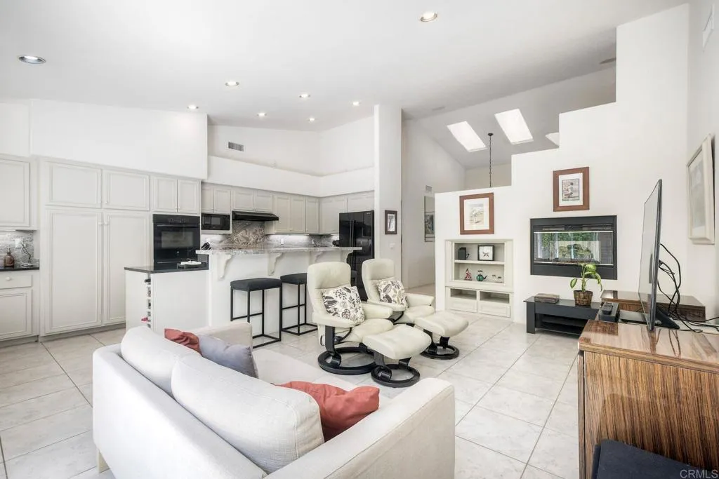 https://cdn.realtyfeed.com/cdn/127/306696224/0280c9e709efc622a76ce61679ddaf62.webp