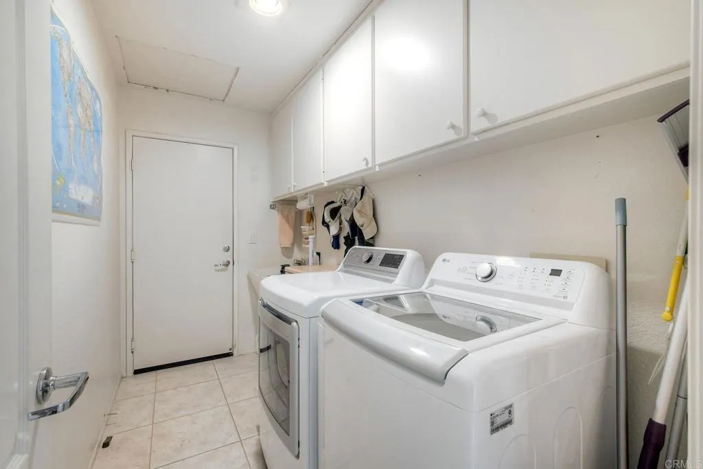 https://cdn.realtyfeed.com/cdn/127/306696224/cf868ff555f74a0a0628e28a6dd58f26.webp
