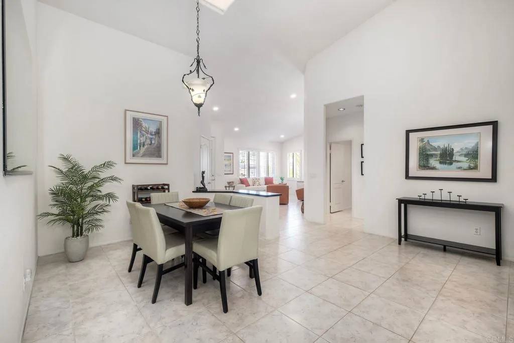 https://cdn.realtyfeed.com/cdn/127/306696224/e1f9158d0afbd73031f9348e12b10d33.webp