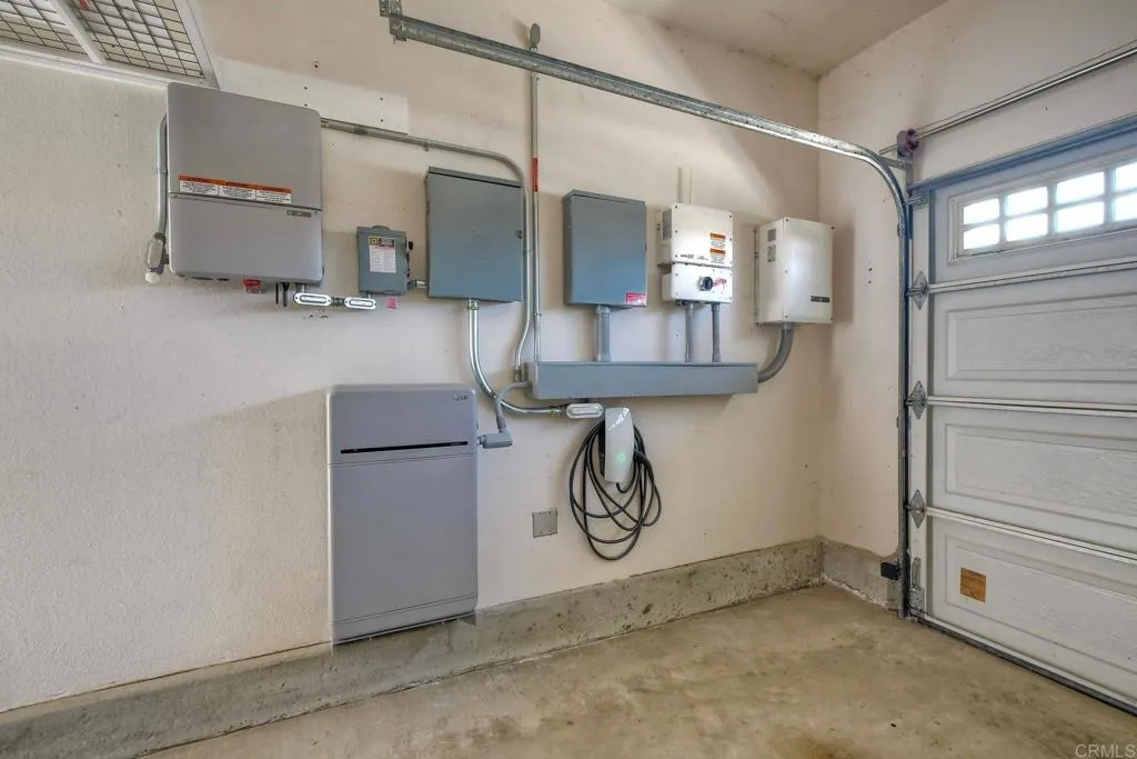 https://cdn.realtyfeed.com/cdn/127/306696224/fba72ac638688fa021965e83d9b74d69.webp