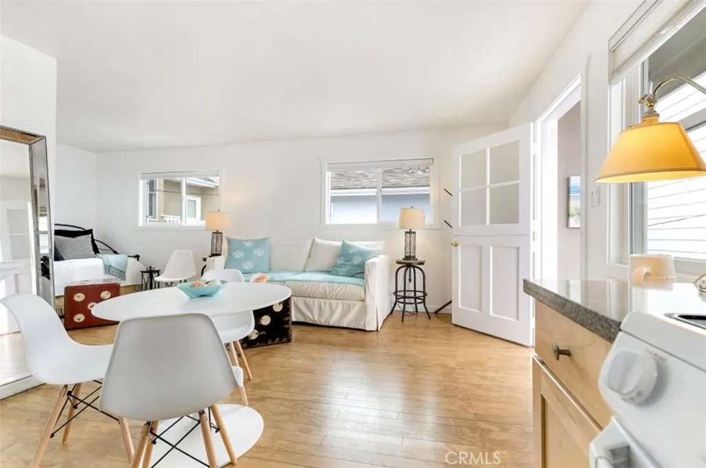 Newport Beach, CA 92662