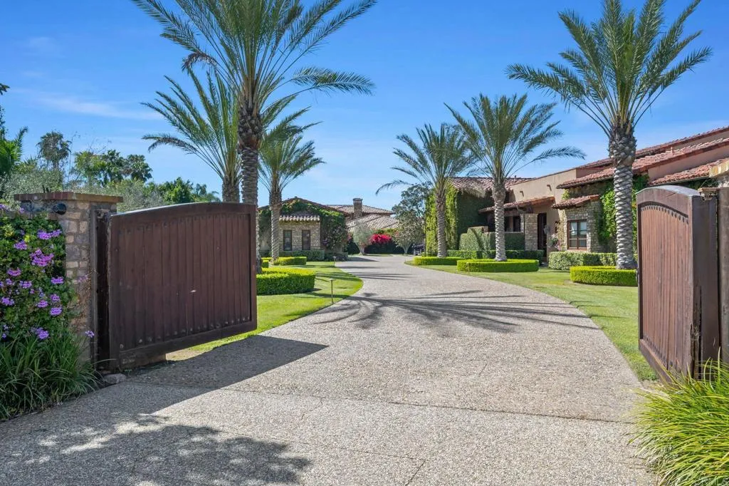 https://cdn.realtyfeed.com/cdn/127/306696311/6566dbe43f10f6ef41e82f8ea47b8509.webp