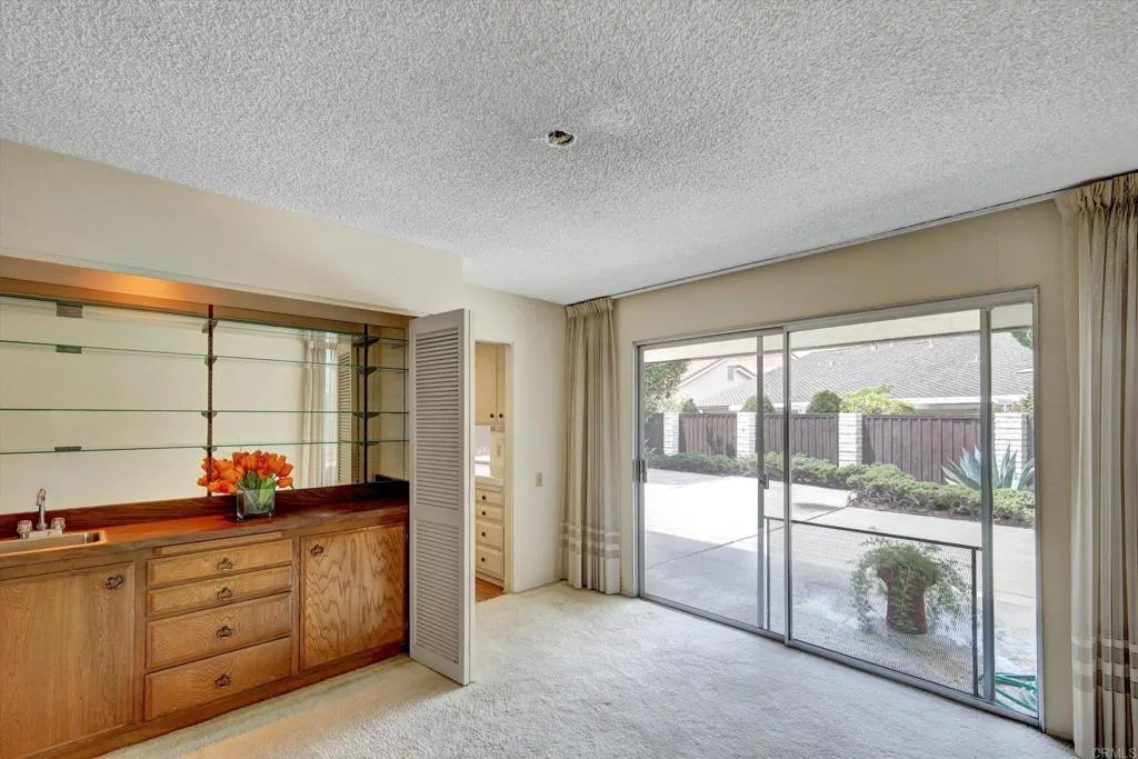 https://cdn.realtyfeed.com/cdn/127/306696318/0ded05c927b6d393d01d0022c16230fc.webp