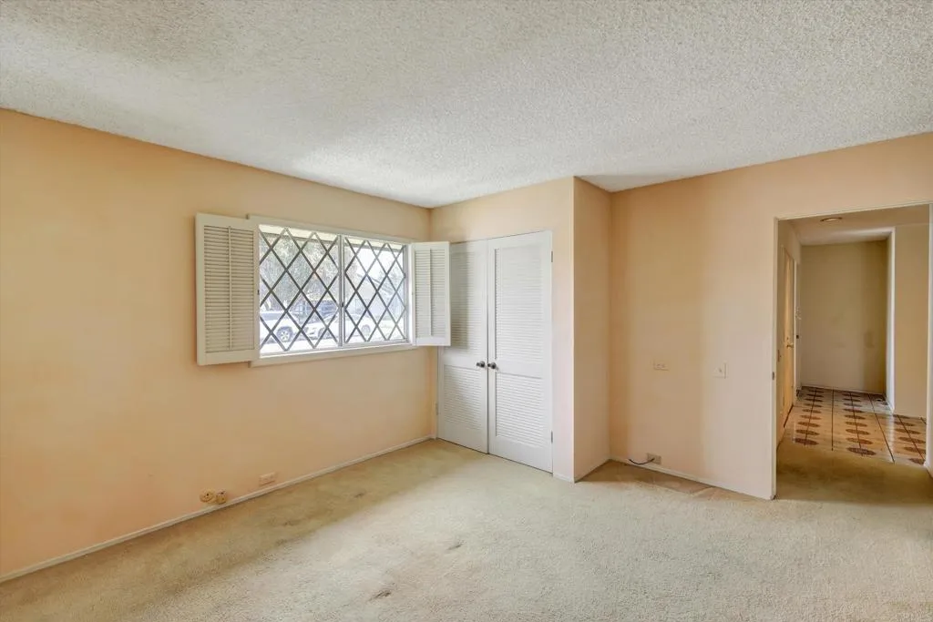 https://cdn.realtyfeed.com/cdn/127/306696318/51303c4e16d0678bd1b2b348290f0c64.webp