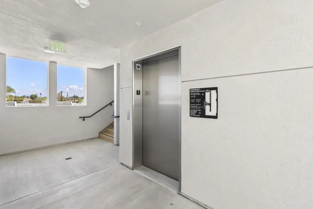 https://cdn.realtyfeed.com/cdn/127/306696359/a8f9982f607b3995e40d4e7cab01b9fa.webp