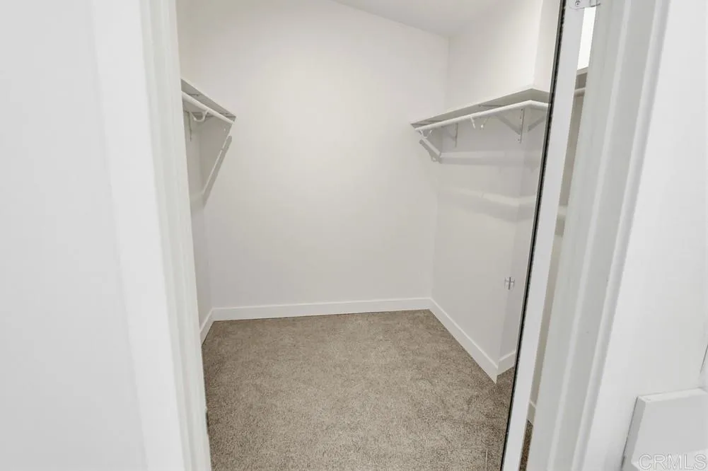 https://cdn.realtyfeed.com/cdn/127/306696373/6448bd1a723087edc1aac814050d3b24.webp