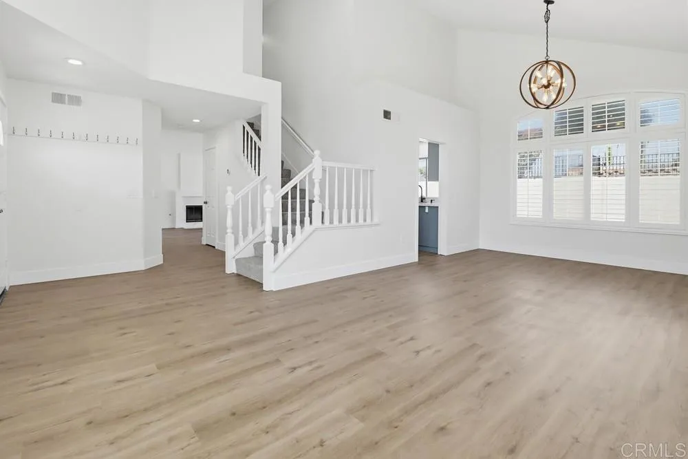 https://cdn.realtyfeed.com/cdn/127/306696373/bf87338d845935d71b22b1f7048737a5.webp