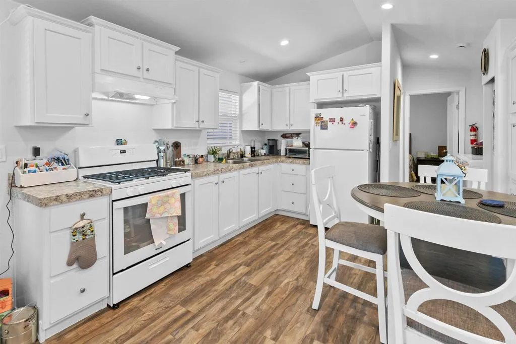 3221 Bancroft UNIT 25, Spring Valley, CA, 91977