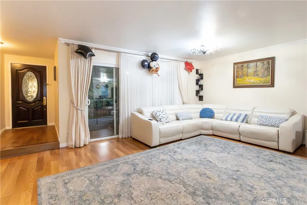 Burbank, CA 91504