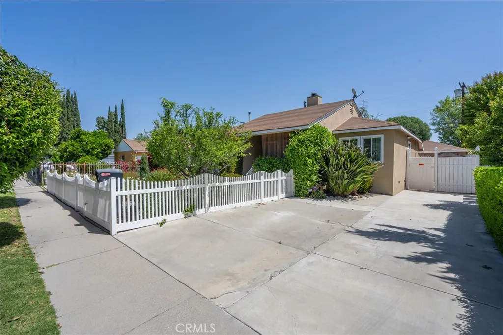 Reseda, CA 91335