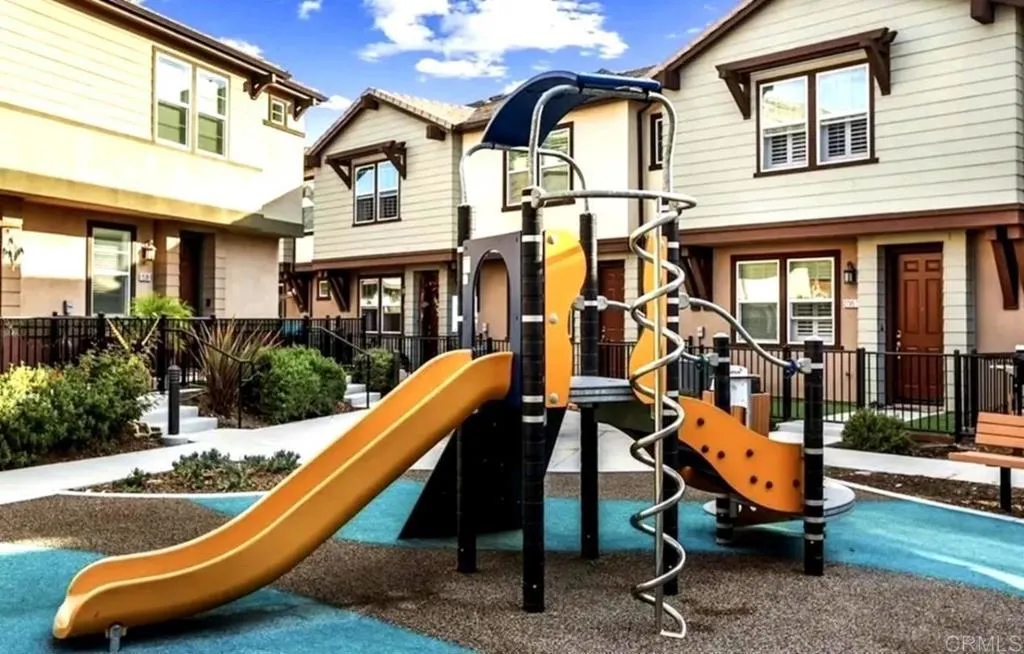 https://cdn.realtyfeed.com/cdn/127/306696475/6477f0cad372a8561ad44ddebbf224e7.webp