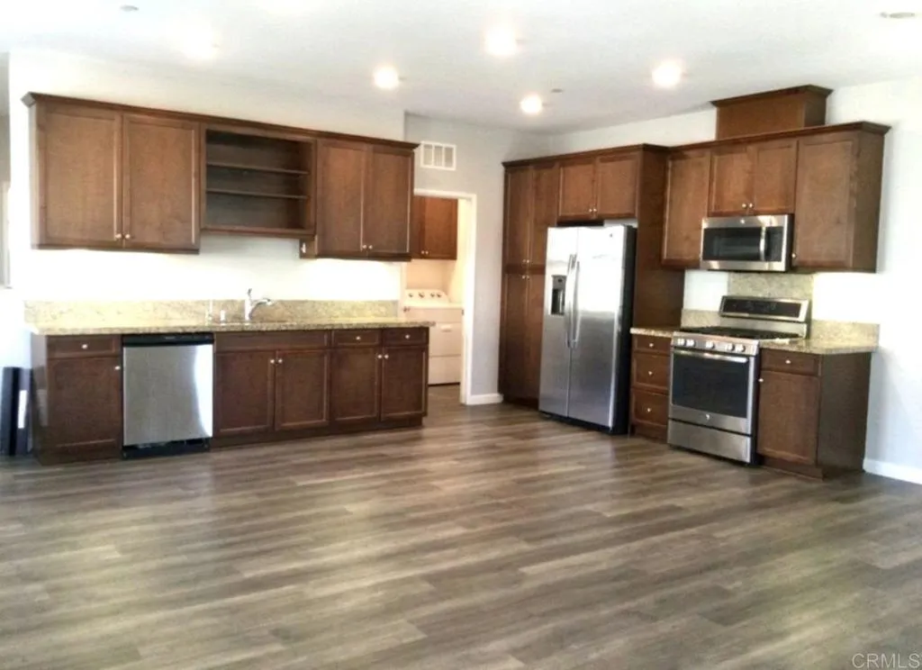 Photo #4: PTP2602952 Listing: Photo #4