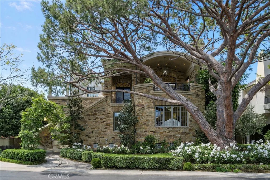 Featured Homes Featured Homes