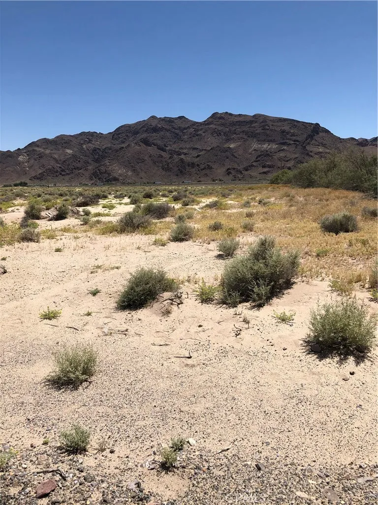 44325 Temescal St, Newberry Springs, CA 92365 - Photo 3 of 7, Newberry Springs, CA