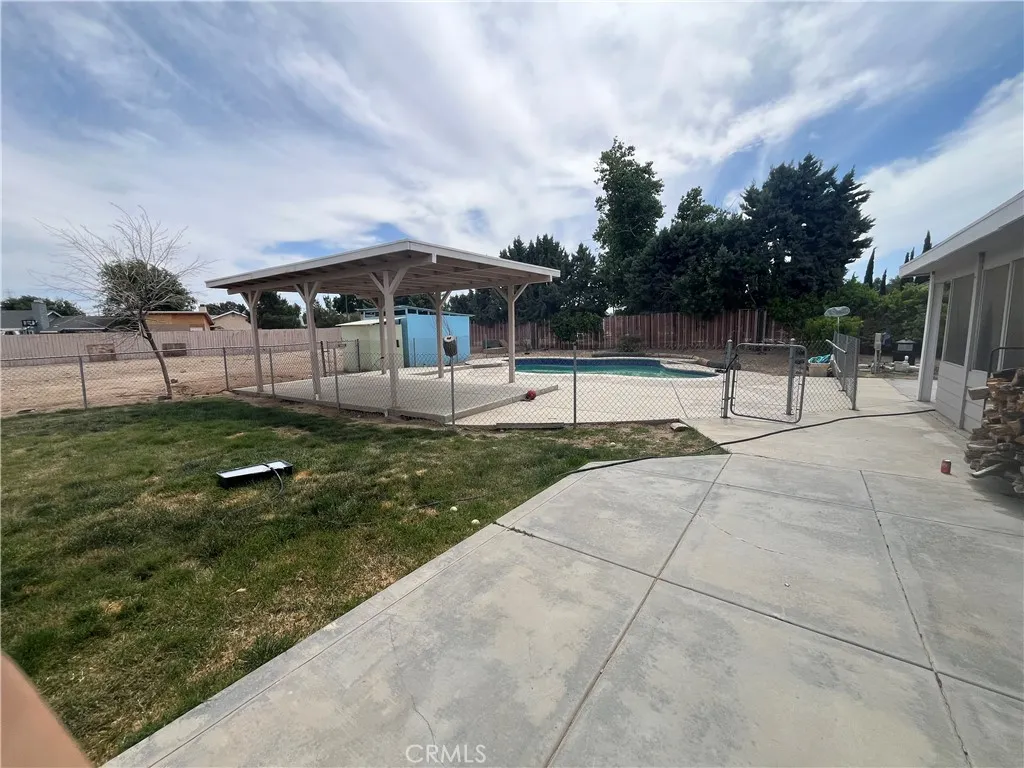 11559 low Chaprral, Victorville, CA, 92392