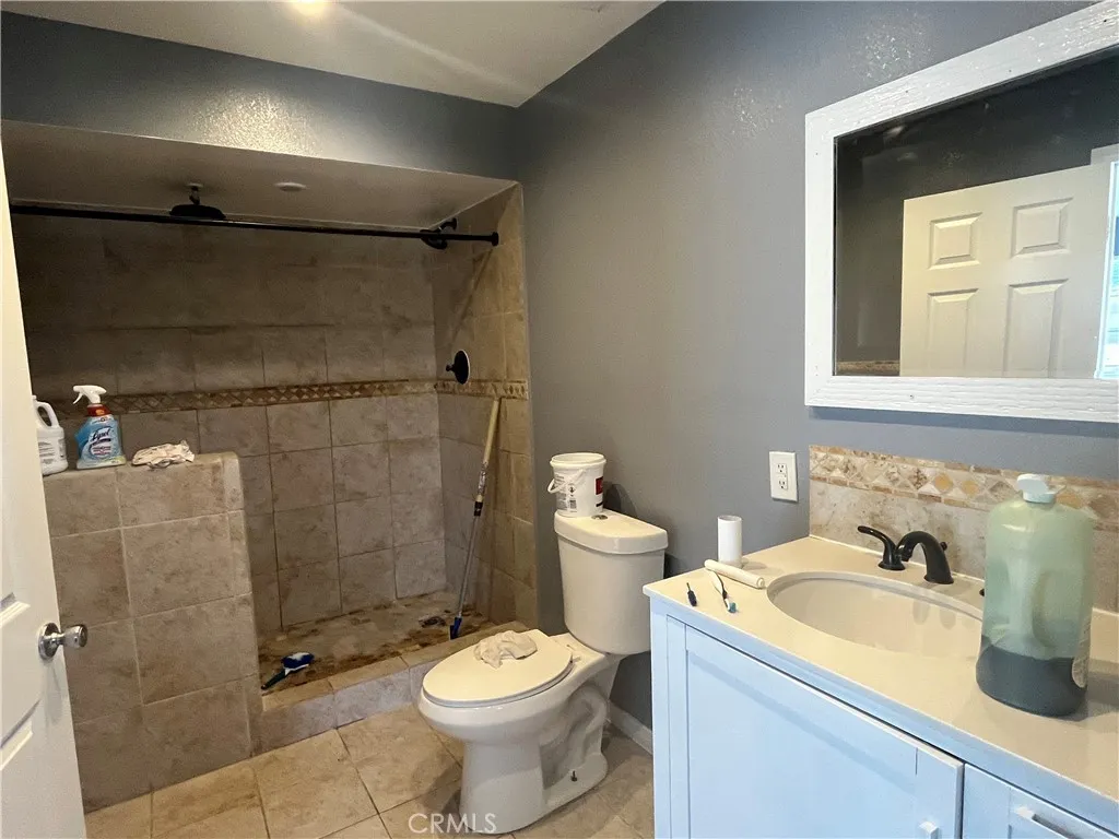 11559 low Chaprral, Victorville, CA, 92392