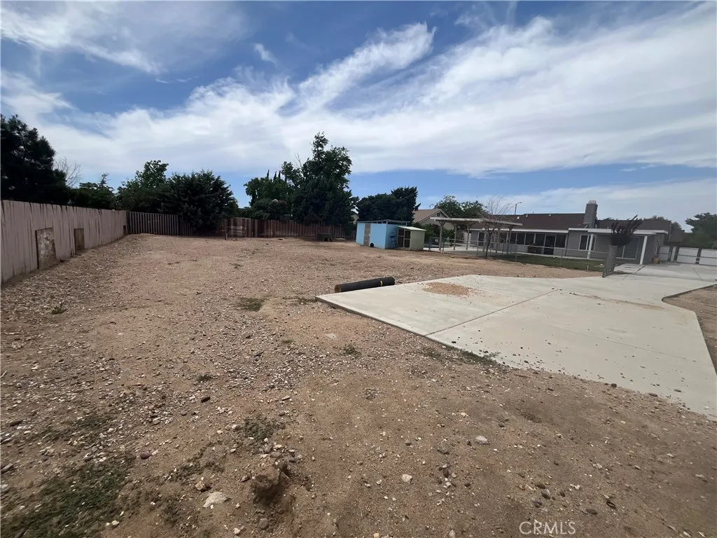 11559 low Chaprral, Victorville, CA, 92392