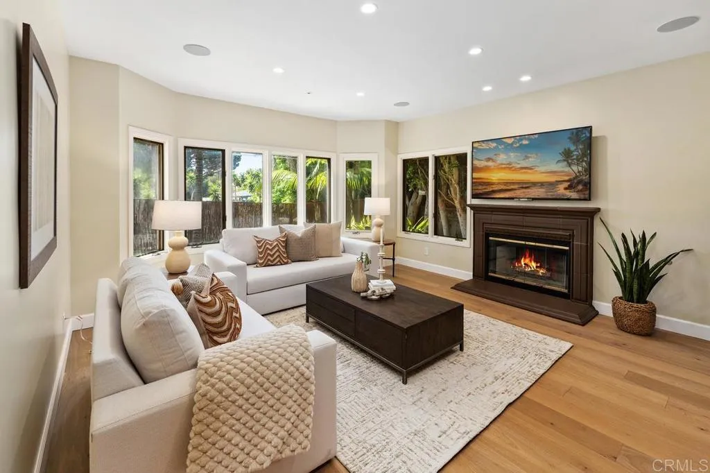 1056 Woodside Way, Del Mar, CA, 92014