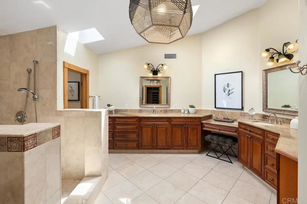 1056 Woodside Way, Del Mar, CA, 92014