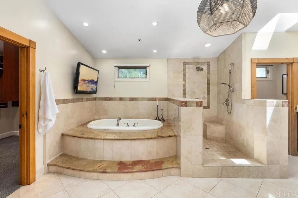 1056 Woodside Way, Del Mar, CA, 92014