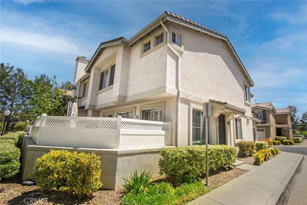 Saugus, CA 91350