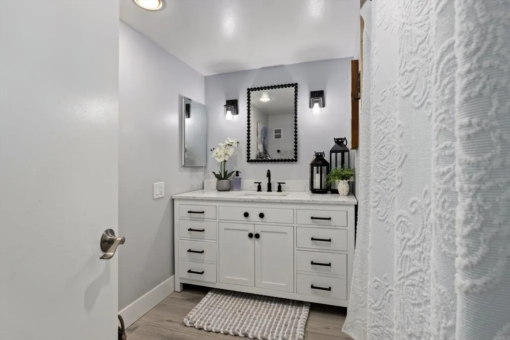 Photo #18: NDP2603793 Listing: Photo #18