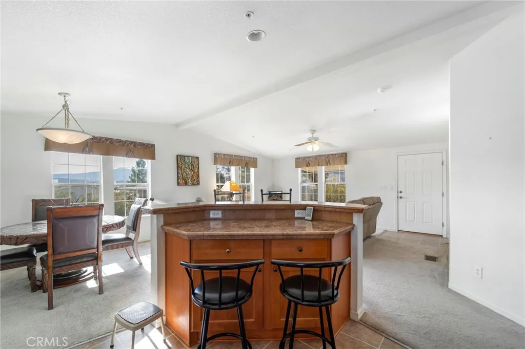 https://cdn.realtyfeed.com/cdn/127/306696635/2161df74ec61f28a2691026d7ebeda80.webp