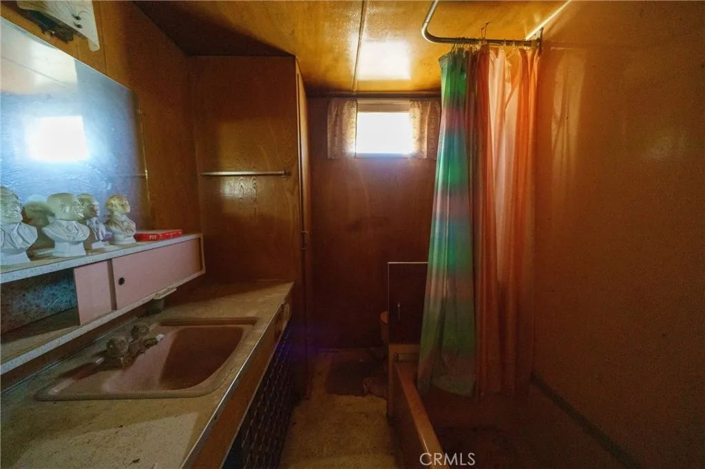 https://cdn.realtyfeed.com/cdn/127/306696635/48d3586e0e27cf3a032ad18b3c0bf48b.webp