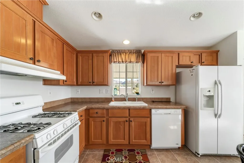 https://cdn.realtyfeed.com/cdn/127/306696635/59c0070423856faa35b5990d3cea783e.webp