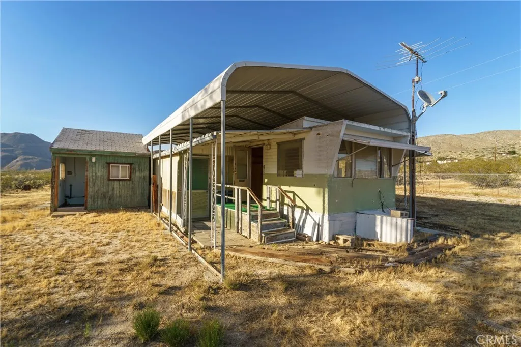 https://cdn.realtyfeed.com/cdn/127/306696635/7b0a57cdadd6b1811b25f369a5ebab8b.webp