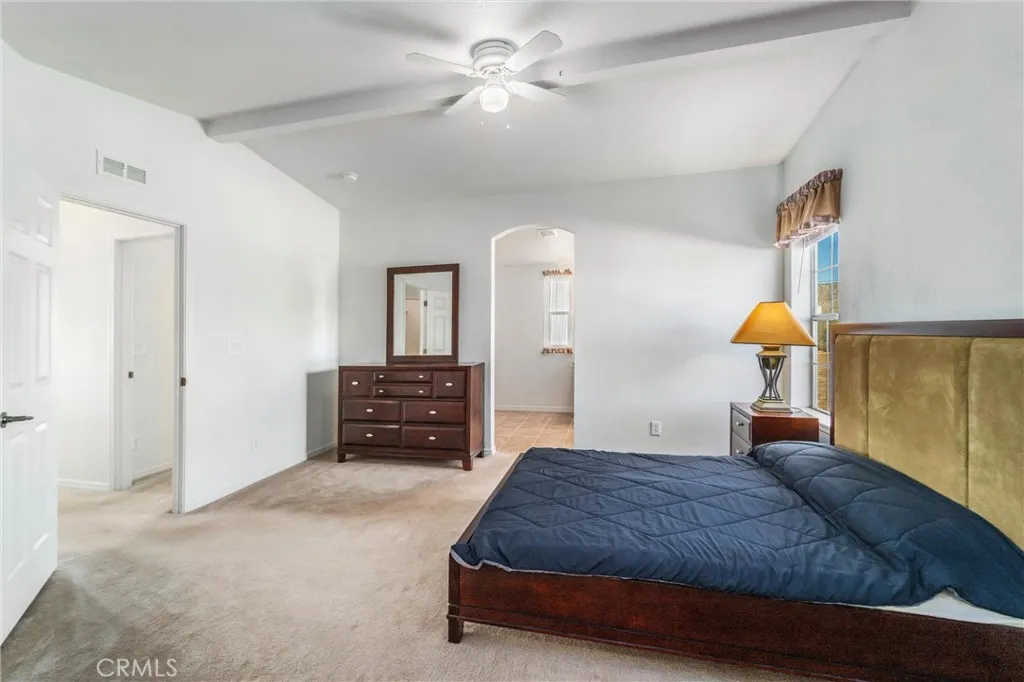 https://cdn.realtyfeed.com/cdn/127/306696635/f22e5698fdf7c94b917b9cc3c06054ae.webp