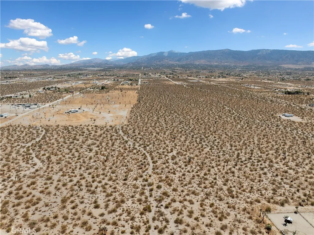 2 Wintergreen Rd, Pinon Hills, CA, 92372