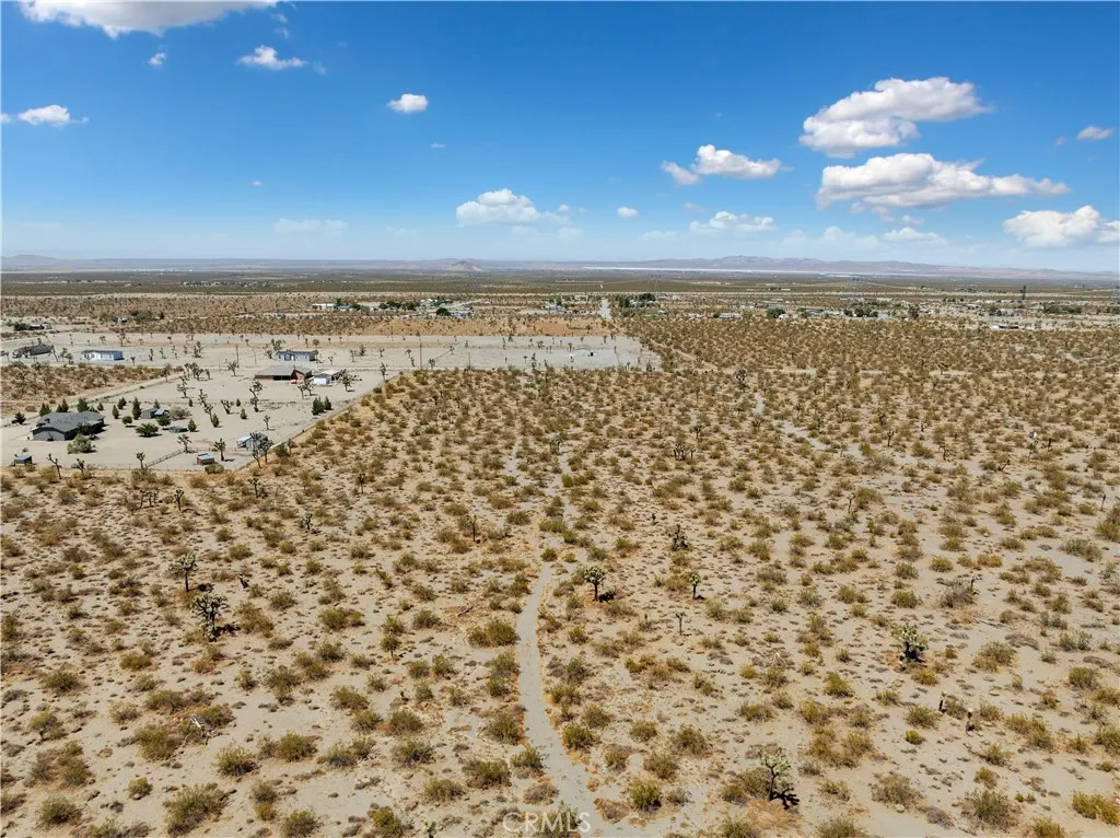 2 Wintergreen Rd, Pinon Hills, CA, 92372