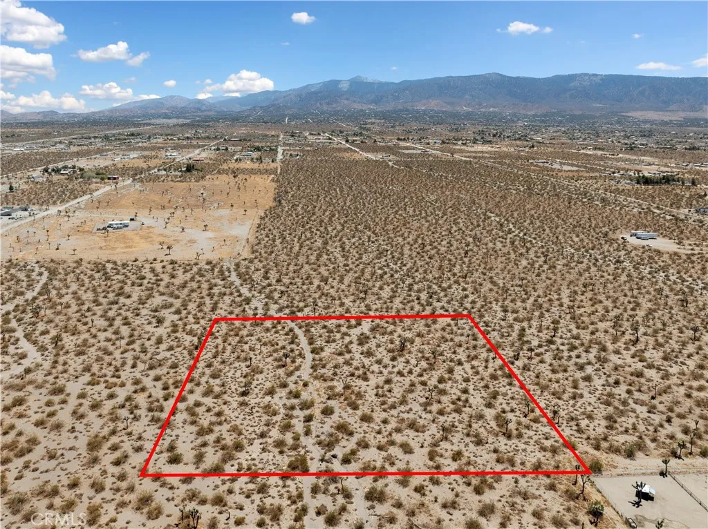 2 Wintergreen Rd, Pinon Hills, CA, 92372