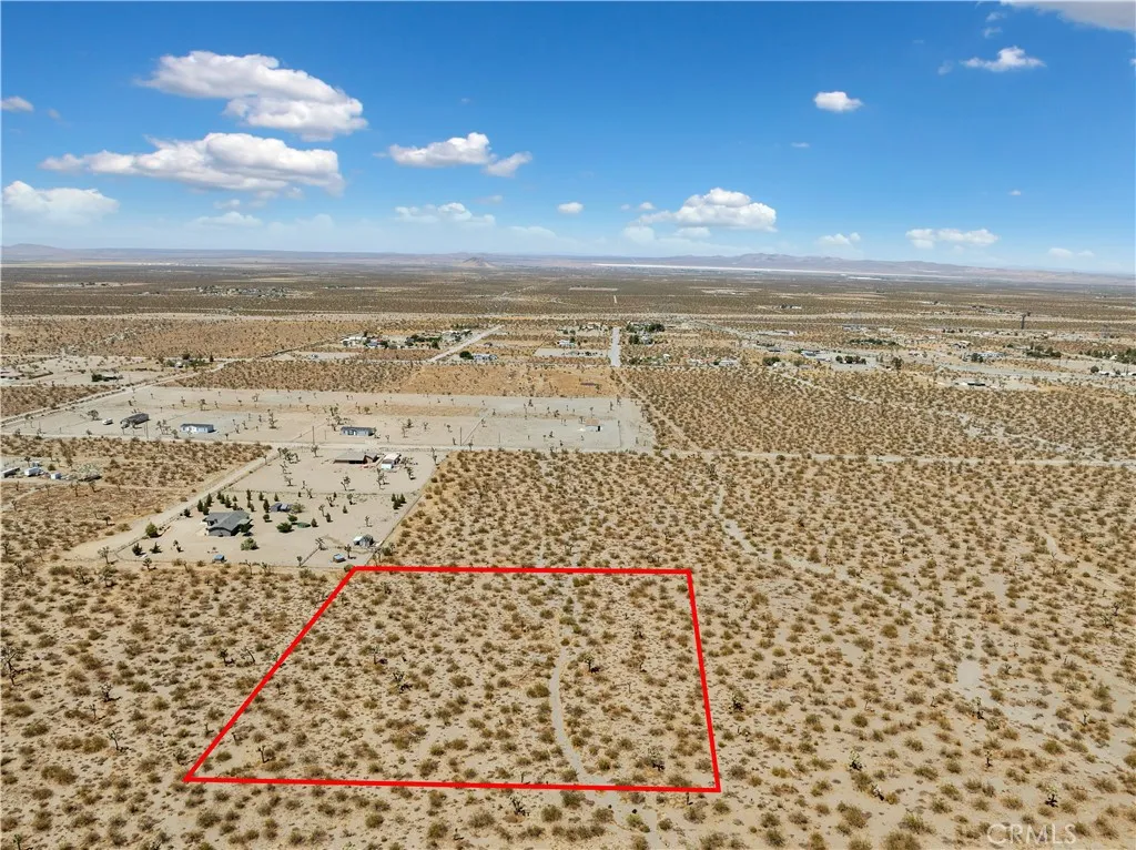 2 Wintergreen Rd, Pinon Hills, CA, 92372