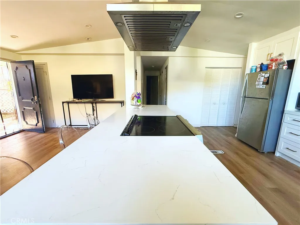 24425 Woolsey Canyon RD UNIT spc 96, West Hills, CA, 91304