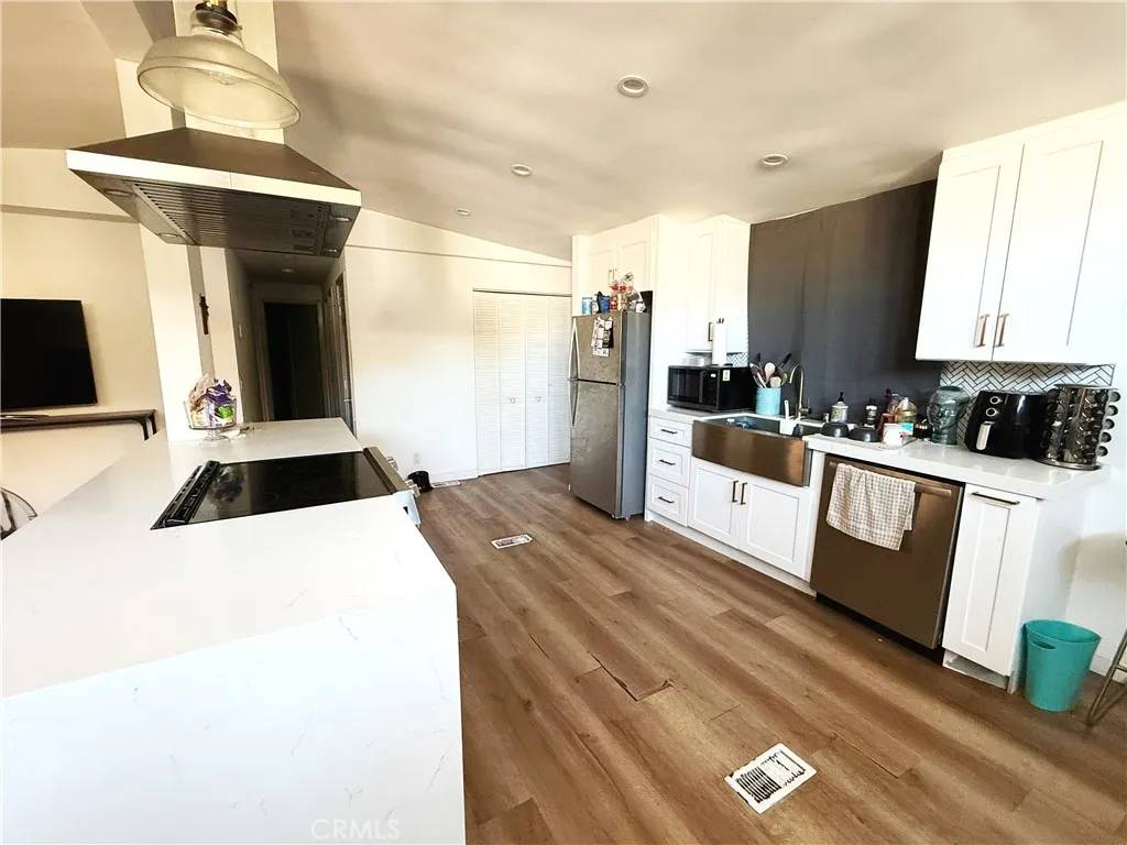 24425 Woolsey Canyon RD UNIT spc 96, West Hills, CA, 91304