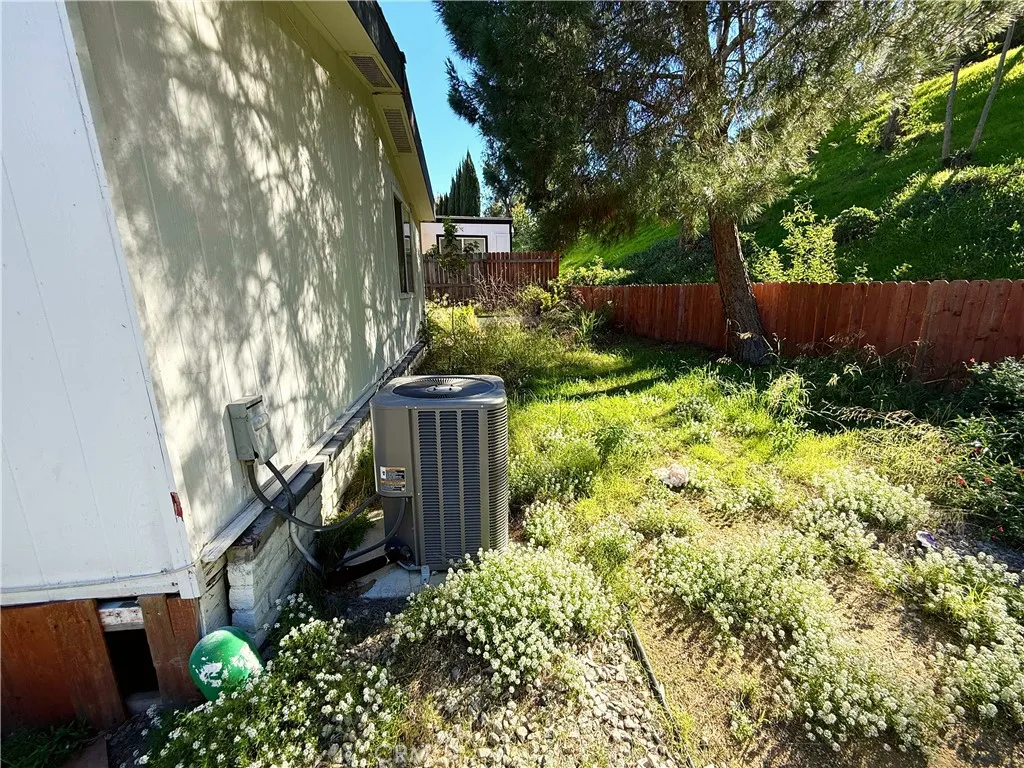 24425 Woolsey Canyon RD UNIT spc 96, West Hills, CA, 91304