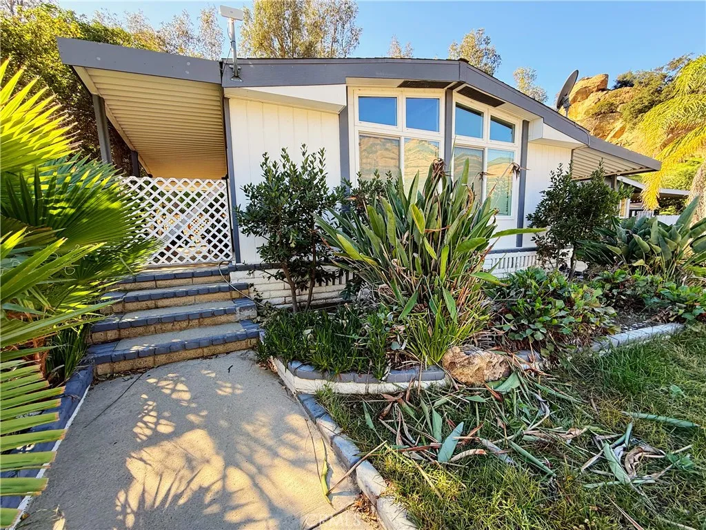 24425 Woolsey Canyon RD UNIT spc 96, West Hills, CA, 91304