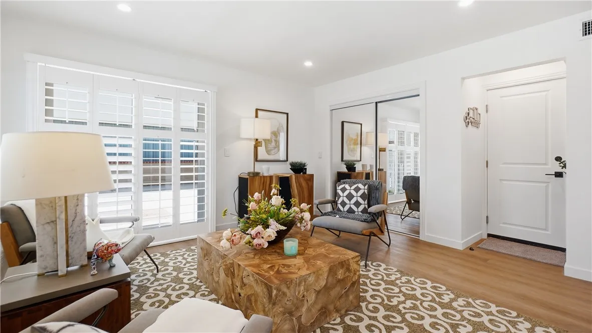 6601 Seashore, Newport Beach, CA, 92663