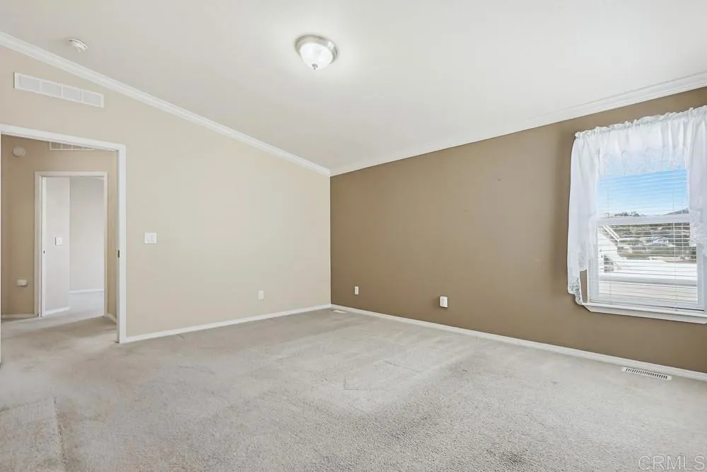 https://cdn.realtyfeed.com/cdn/127/306696699/20f95626813d576b78522593b2e6e0cc.webp