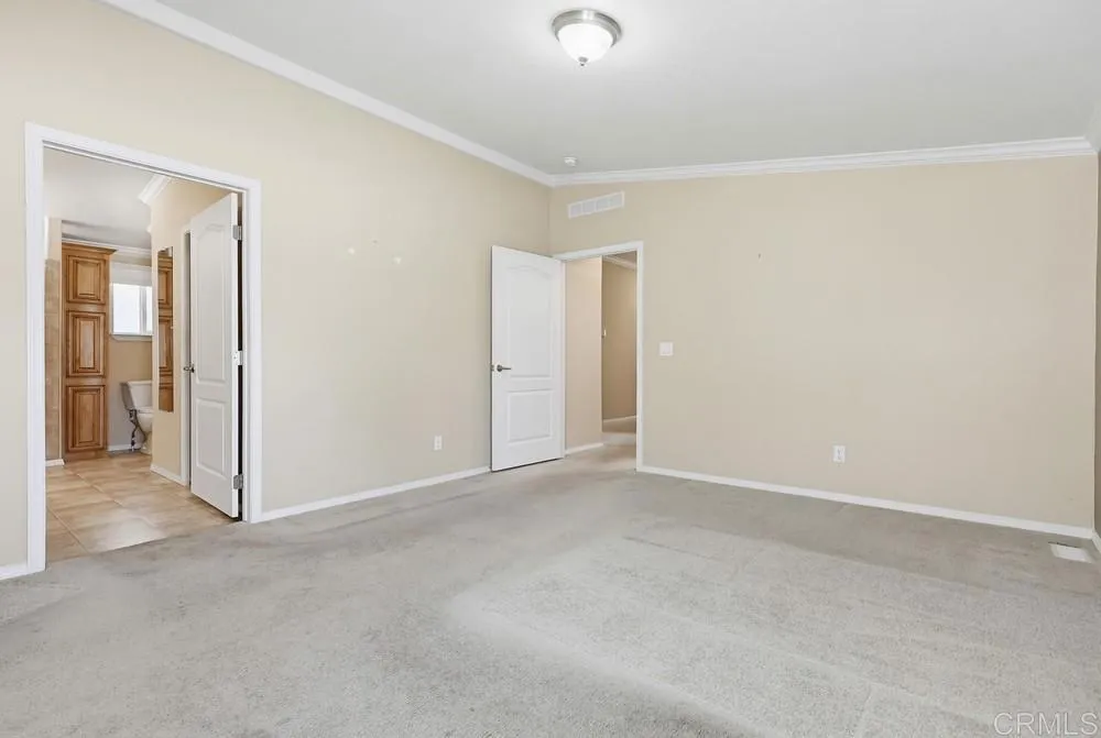 https://cdn.realtyfeed.com/cdn/127/306696699/7f80274c80eb8d78a8eb25e0e1381115.webp