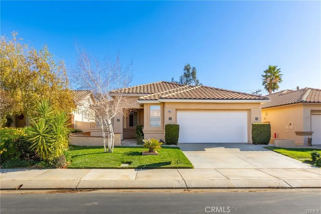 Banning, CA 92220