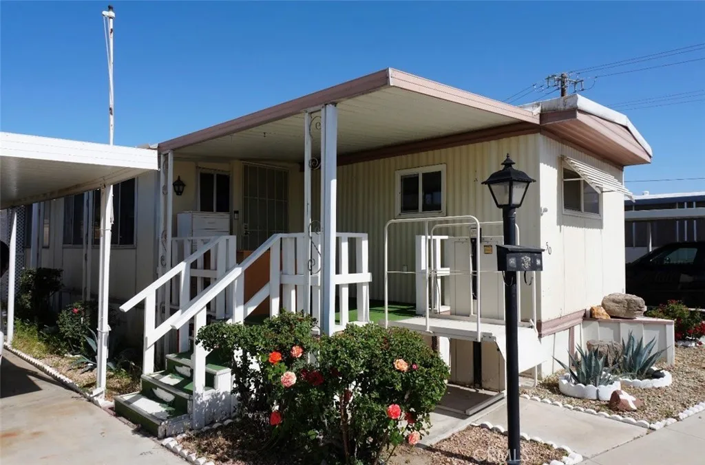 9391 California Ave UNIT 35, Riverside, CA, 92503