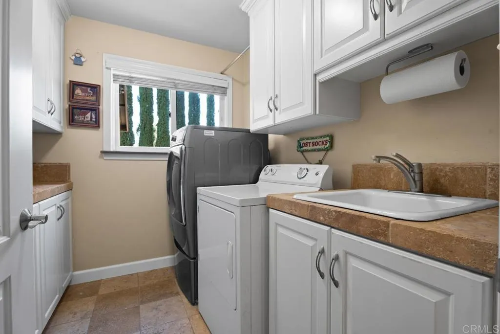 https://cdn.realtyfeed.com/cdn/127/306696721/4862954f15c7674af066f636466e1a9c.webp