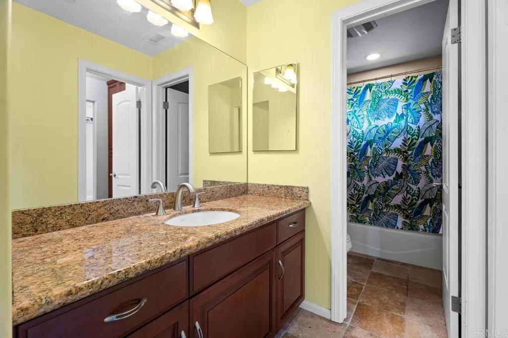 https://cdn.realtyfeed.com/cdn/127/306696721/746f43b0dc62d1f52640268c9fa0fe13.webp