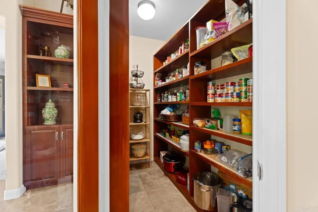 https://cdn.realtyfeed.com/cdn/127/306696721/e8c584021c56325510c33ff1c441fe16.webp